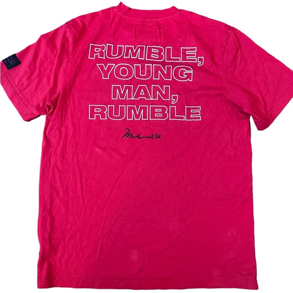 Muhammad Ali “Rumble, Young Man, Rumble” Red Large T-shirt by Shoe Palace Shirt - Picture 7 of 9
